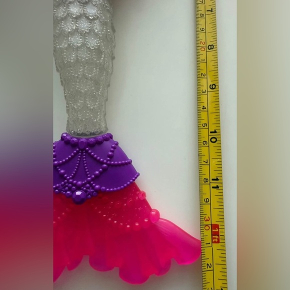 2019 Mattel Barbie Dreamtopia #GKT75 Mermaid Barbie Doll - Picture 7 of 10